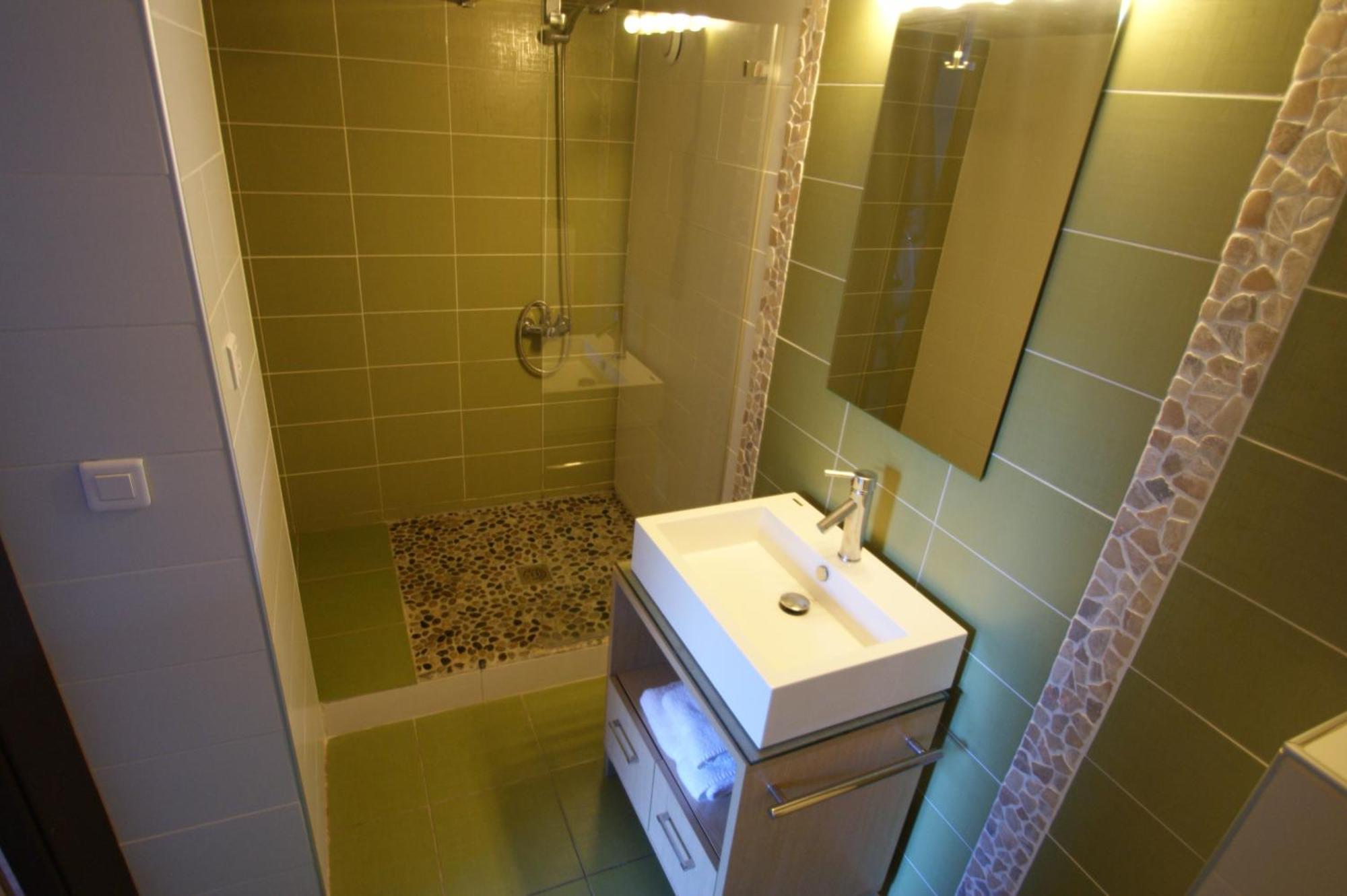 Kyriad Lyon Est - Saint Quentin Fallavier Zimmer foto